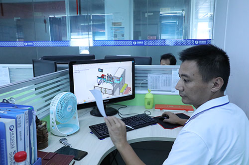 全自動點膠機廠家