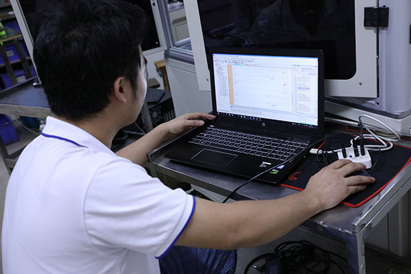 深圳雙頭點膠機(jī)價格