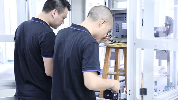 全自動(dòng)點(diǎn)膠機(jī)