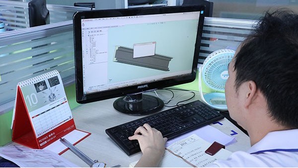 四軸自動(dòng)點(diǎn)膠機(jī)