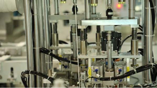 自動(dòng)噴膠機(jī)