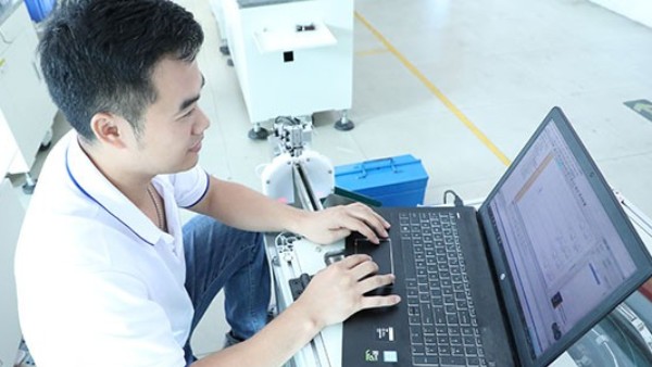 落地式焊錫機與桌面焊錫機有什么區(qū)別