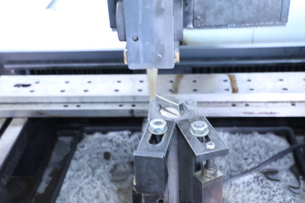 桌面型點(diǎn)膠機(jī)加工