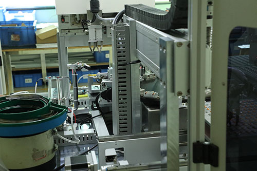 深圳精密點膠機廠家