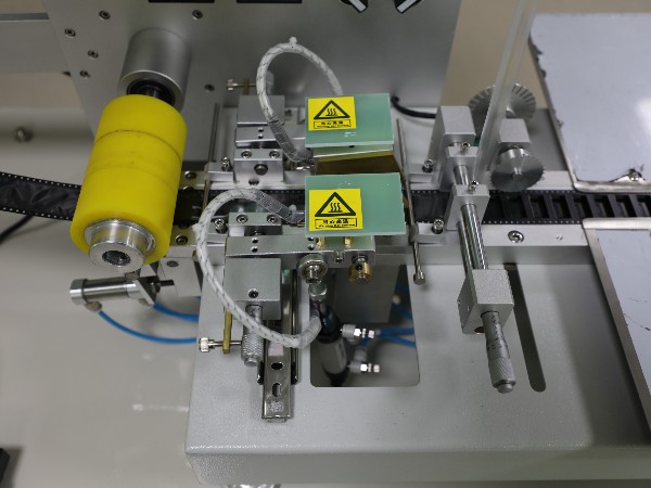 半自動(dòng)元件編帶機(jī) 半自動(dòng)元件編帶機(jī)