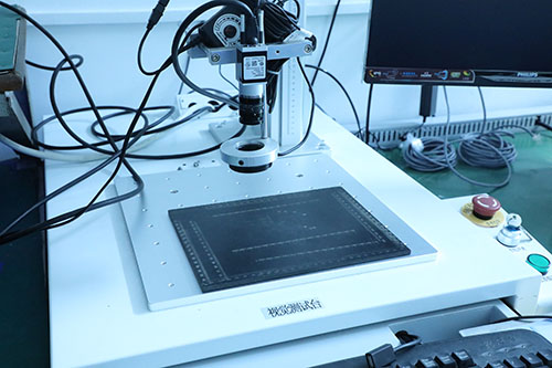 高速精密點(diǎn)膠機(jī)