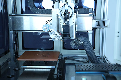 三軸點(diǎn)膠機(jī)工作流程