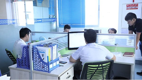 全自動點膠機服務