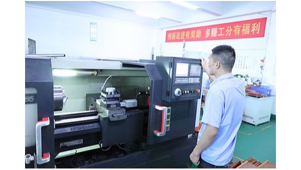 點(diǎn)膠機(jī)設(shè)備供應(yīng)商