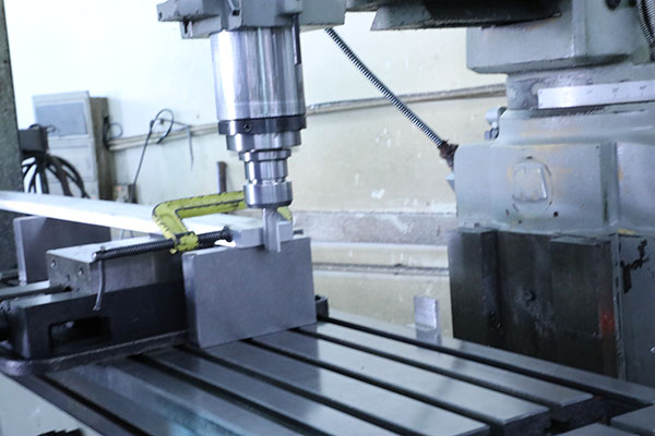 深圳全自動點膠機價格