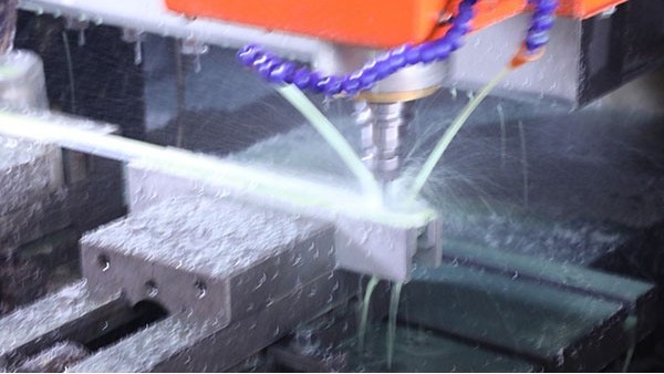 大型自動(dòng)點(diǎn)膠機(jī)