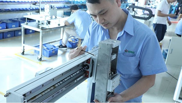 四軸桌面點(diǎn)膠機(jī)