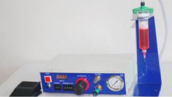 微電腦精密點(diǎn)膠機(jī)-多種功能模式點(diǎn)膠