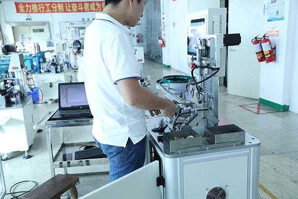 高速點膠機(jī)