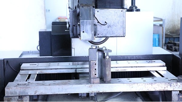 三軸點(diǎn)膠機(jī)廠家