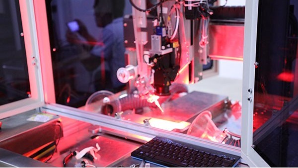 點(diǎn)膠機(jī)生產(chǎn)廠商